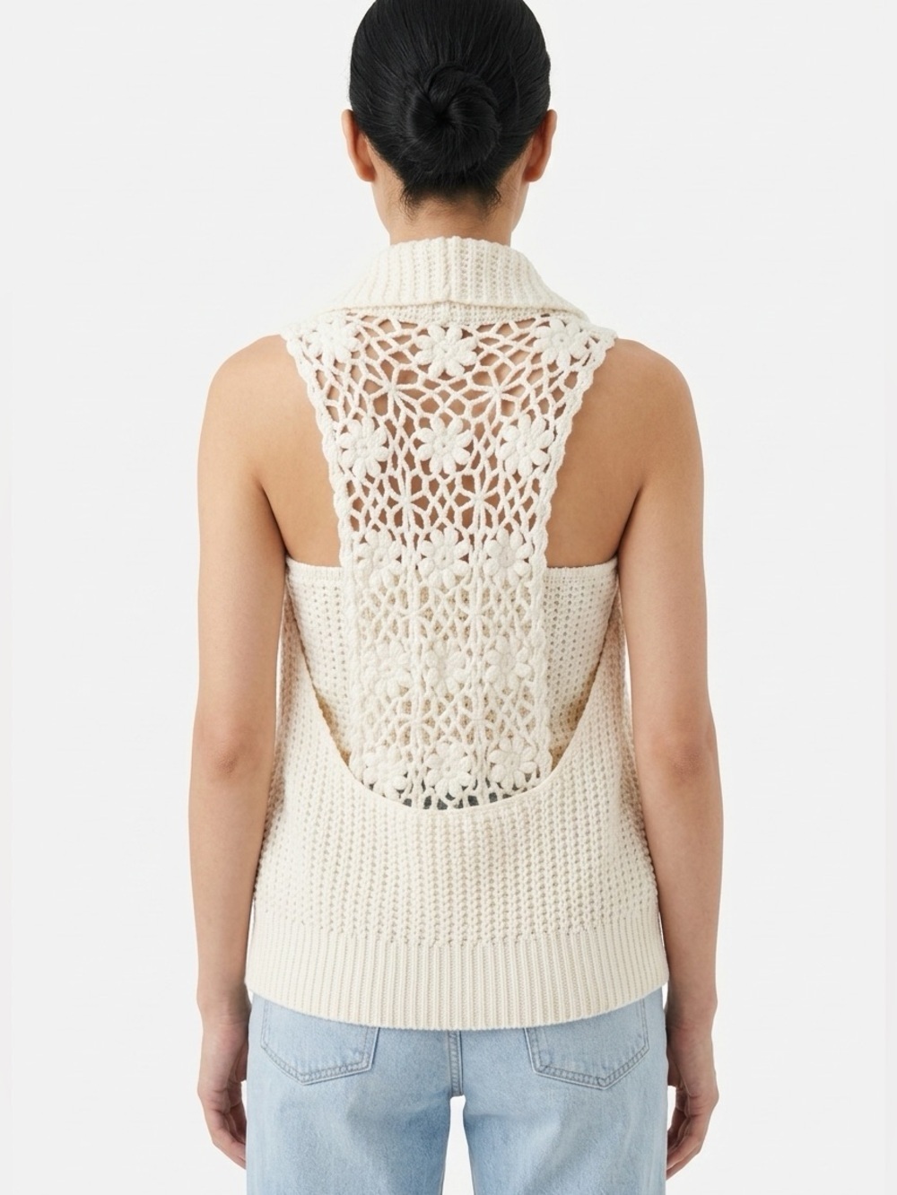 ✌️4 for $20✌️ 
L’atiste sweater